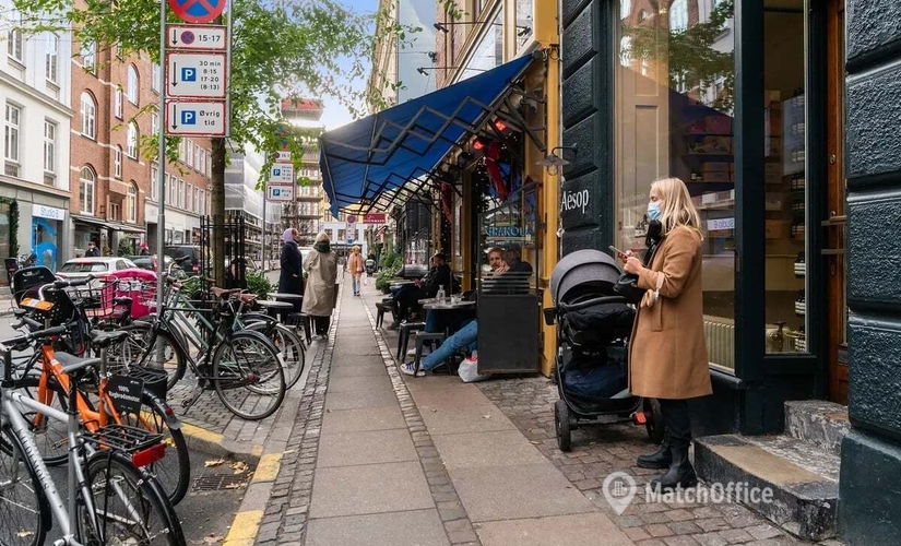 Parking Værnedamsvej 7, 7A, 9 - P-plads 4 1819 Frederiksberg C