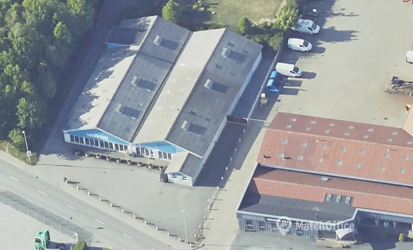 Lager / produktion Sønderbrogade 89 7160 Tørring