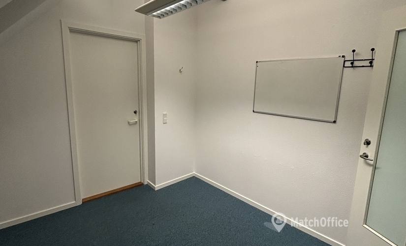 Office Toldbodgade 8 4700 Naestved