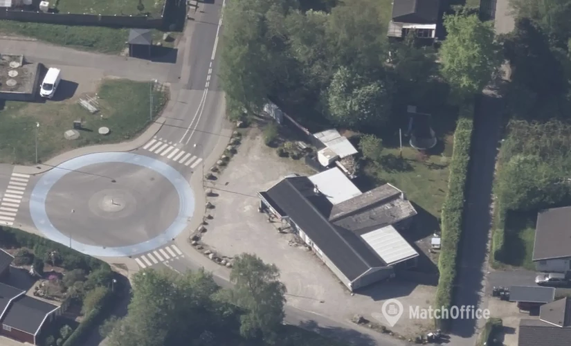 Butik til leje på Osvej Vest 89A, 4040 Jyllinge - 225 m² | Foto 1 - Lokalebasen