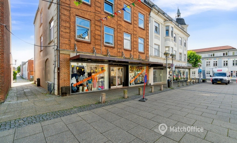 154 m² Store for rent in Odder, Torvet 5 (8300) - 0 | MatchOffice.com