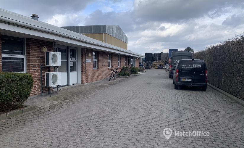 145 m² Office warehouse rental in Greve, Lunikvej 7 (2670) - 2 | MatchOffice.com