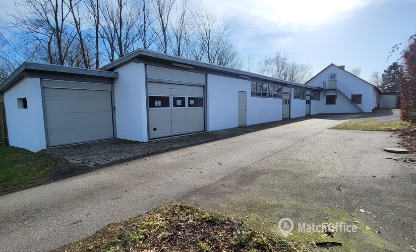 Lager / produktion Hyrdeleddet 8 3660 Stenløse