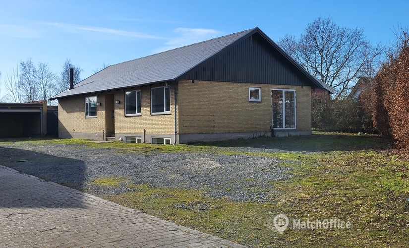 Lager / produktion Hyrdeleddet 8 3660 Stenløse