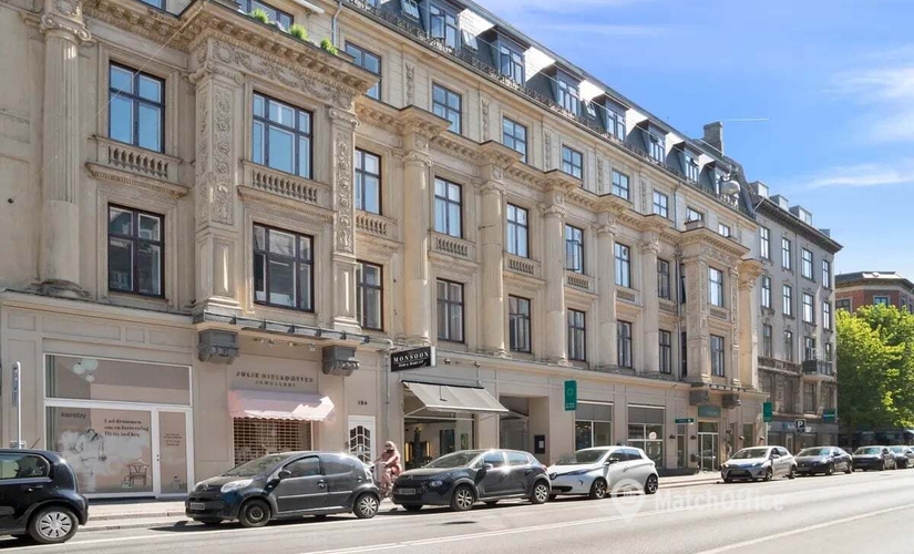 Parkering Gl. Kongevej 136 - P-plads nr. 16 1850 Frederiksberg C