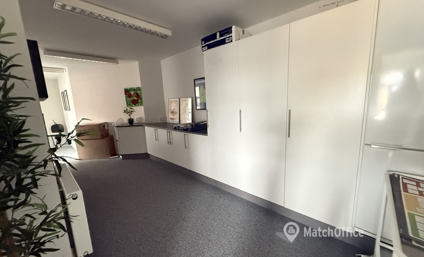 Office Ll. Sct. Peder Stræde 8 8800 Viborg