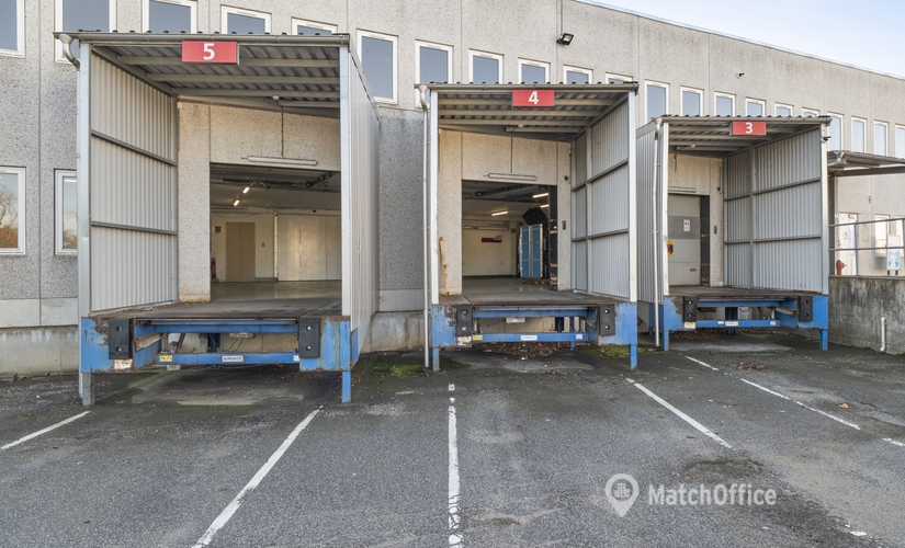 8849 m² Office warehouse for rent in Kastrup, Oliefabriksvej 45 (2770) - 1 | MatchOffice.com