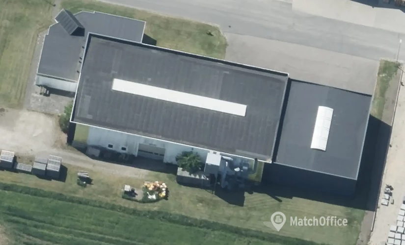 Lager / produktion Fabriksvej 2 7790 Thyholm