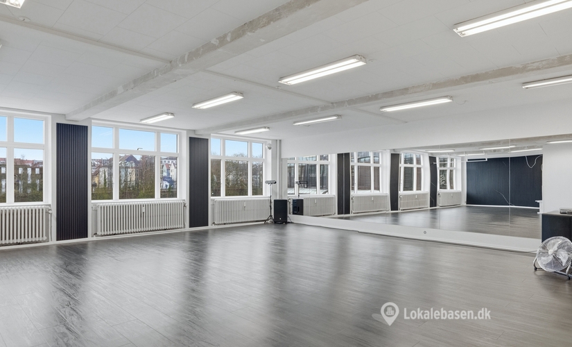 Kontor til leje på Banegårdsgade 36A, 8000 Aarhus C - 162 m² | Foto 1 - Lokalebasen.dk