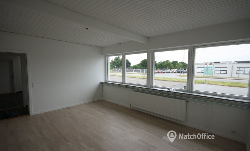322 m² Commercial warehouse up for rent in Viborg, Fabrikvej 16C (8800) - 1 | MatchOffice
