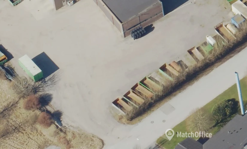 Lager / produktion Hvidelvej 11 7400 Herning
