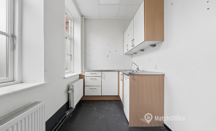 Office Tinghusvej 4B 3480 Fredensborg