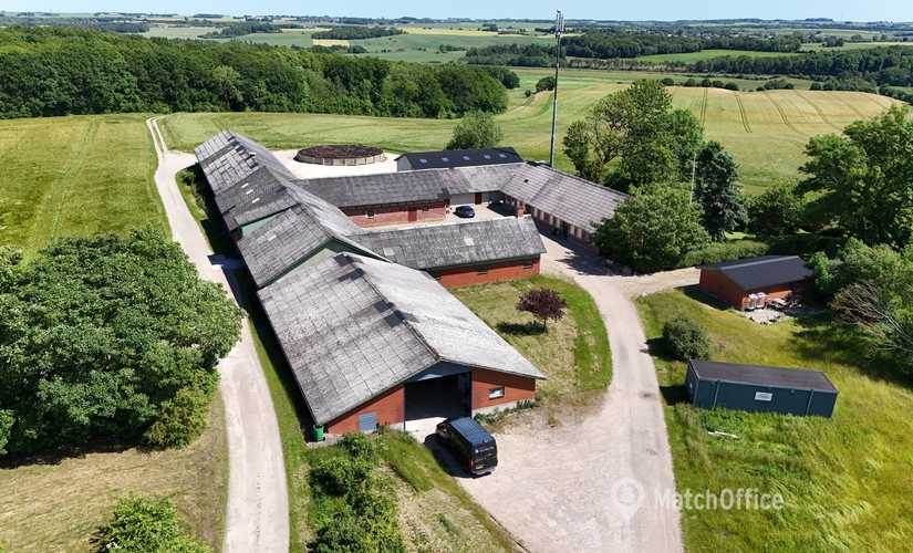 579 m² Commercial warehouse up for rent in Hinnerup, Sandbyvej 14 (8382) - 0 | MatchOffice.com