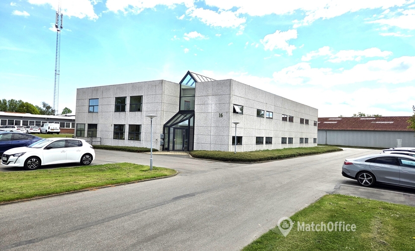 Warehouse Ladegårdsvej 16 7100 Vejle