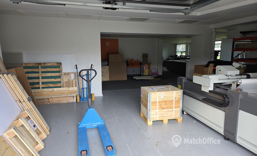 Warehouse Ladegårdsvej 16 7100 Vejle