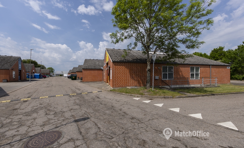 228 m² Commercial warehouse for rent in Odense SO, Cikorievej 86 (5220) - 1 | MatchOffice