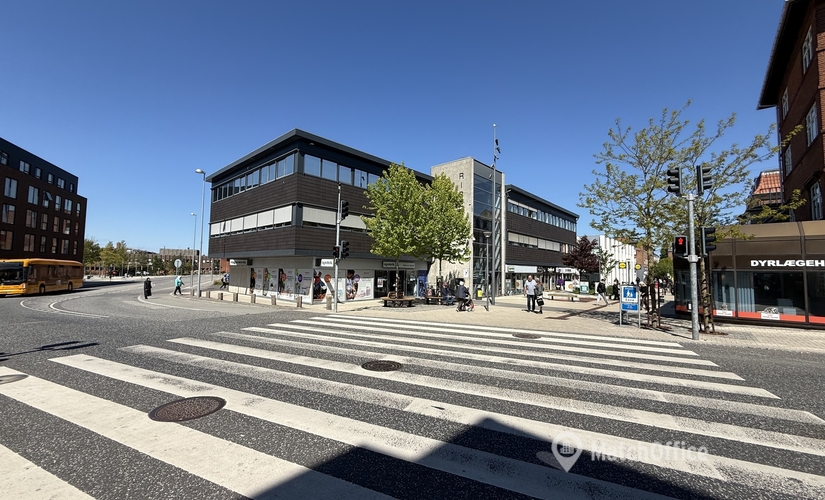 Kontor til leje på Centrumgaden 24, 2750 Ballerup - 400 m² | Foto 1 - Lokalebasen