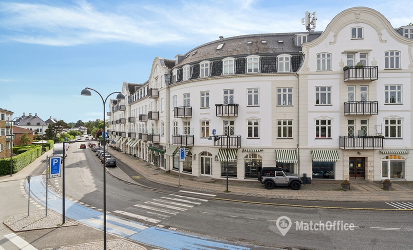 Shop Dyrehavevej 4 2930 Klampenborg