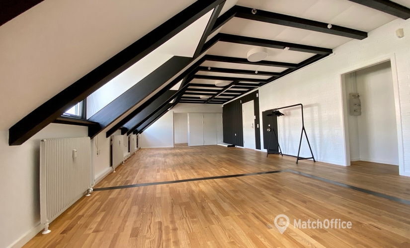Office Ahlgade 52 4300 Holbaek