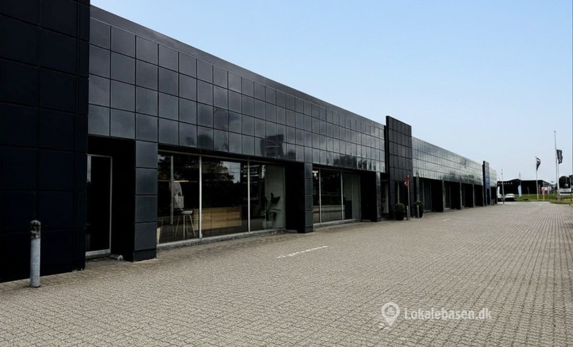 Butik til leje på Farøvej 1, 9800 Hjørring - 1153 m² | Foto 0 - Lokalebasen