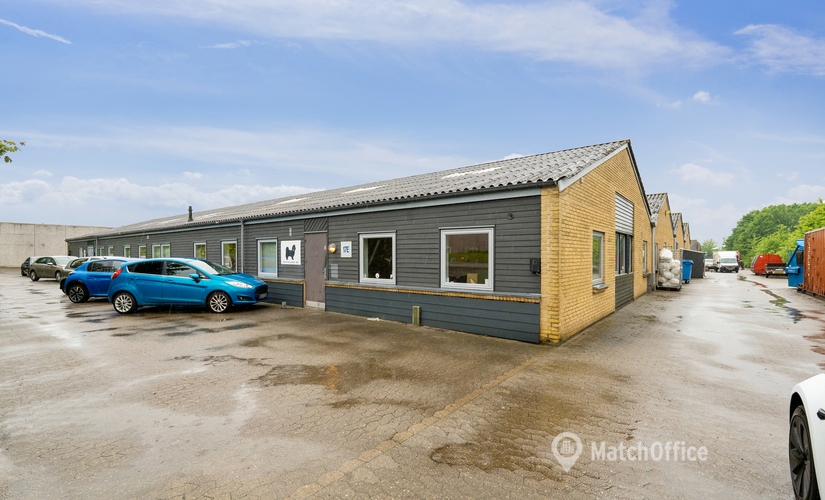 186 m² Warehouse up for rent in Vejle, Hjulmagervej 17E (7100) - 0 | MatchOffice.com