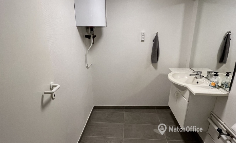 Office Storegade 41A 9560 Hadsund