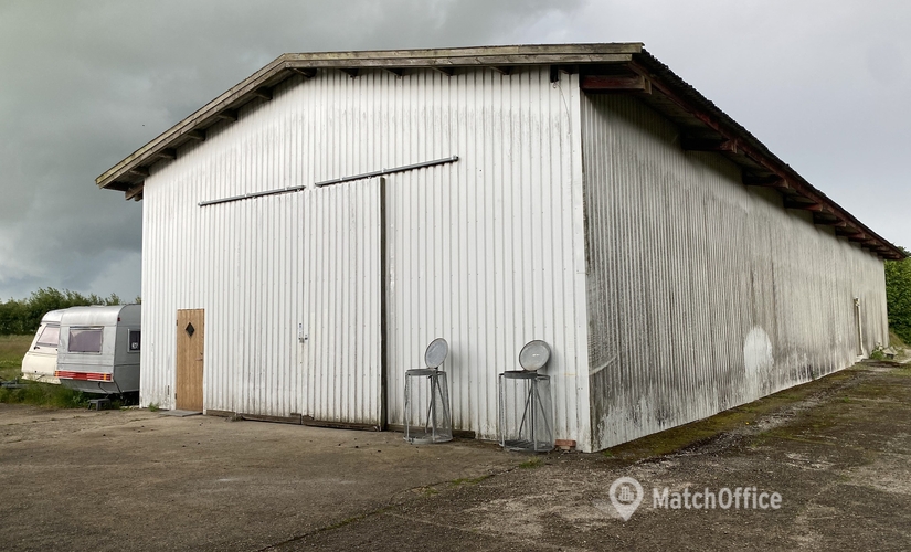215 m² Warehouse for rent in Vejle, Gl Kolding Landevej 67D (7100) - 1 | MatchOffice.com