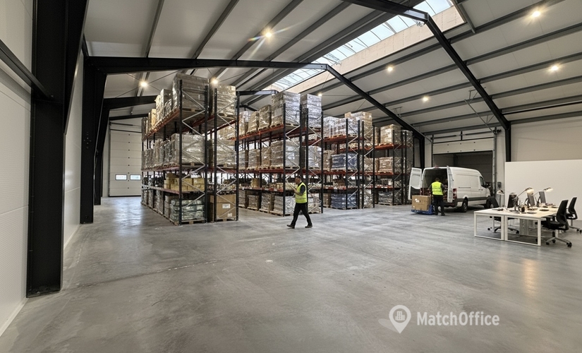Lager til leje på Thujavej 13, 5250 Odense SV - 1000 m² | Foto 1 - Lokalebasen