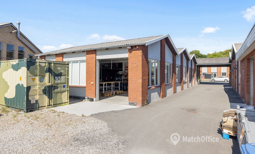 Lager til leje på Gjellerupvej 89D, 8230 Åbyhøj - 376 m² | Foto 0 - Lokalebasen.dk