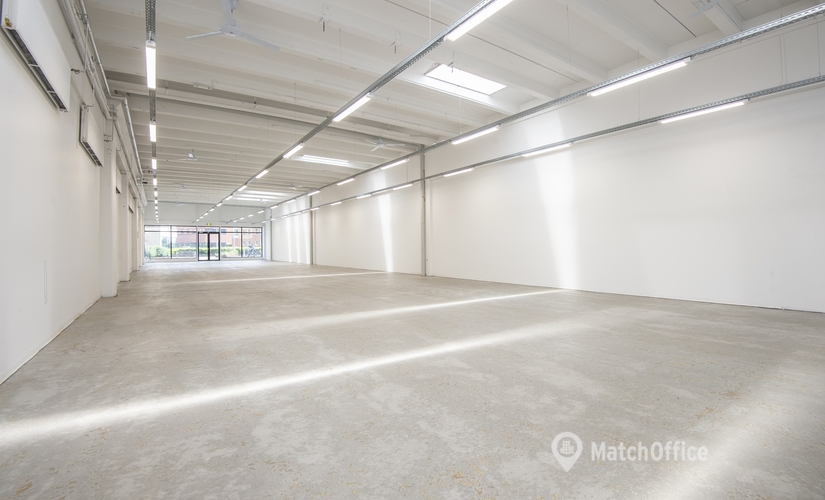572 m² Commercial shop for rent in Esbjerg, Strandbygade 18A (6700) - 1 | MatchOffice.com