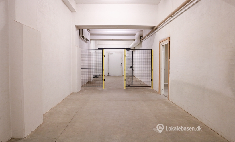 Lager til leje på Jens Baggesens Vej 90H, 8200 Aarhus N - 181 m² | Foto 1 - Lokalebasen