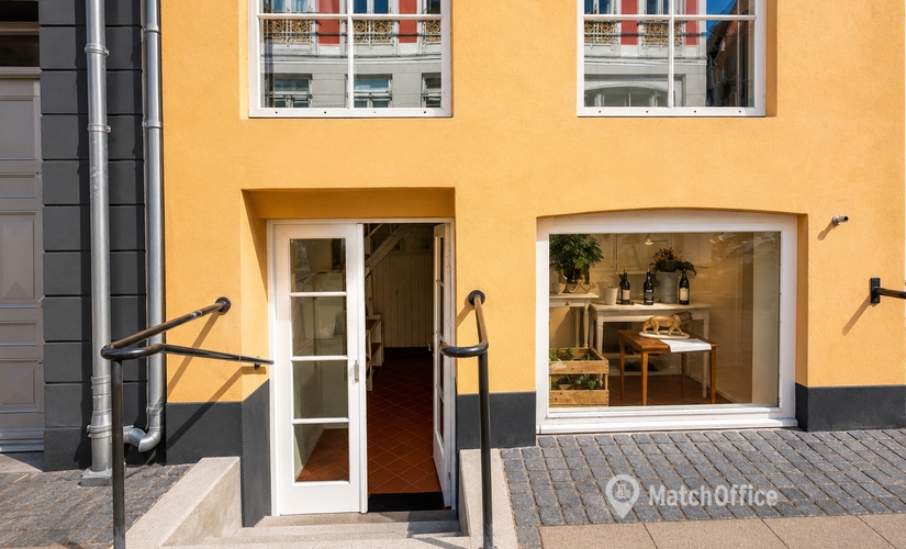 100 m² Shop for rent in Helsingor, Bjergegade 17 (3000) - 1 | MatchOffice.com