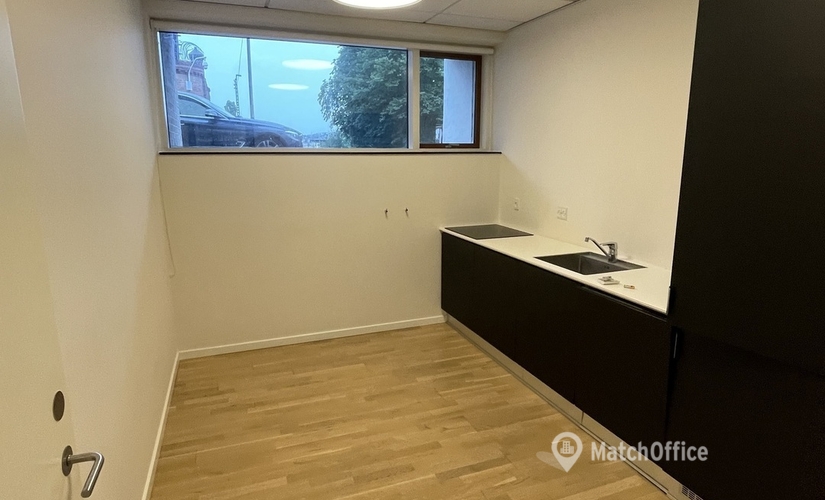 Office Christiansgade 4 8000 Aarhus C