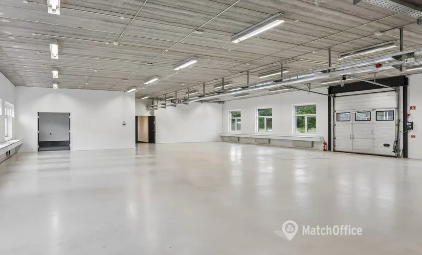1105 m² Warehouse space for rent in Taastrup, Dybendalsvænget 3 (2630) - 0 | MatchOffice.com