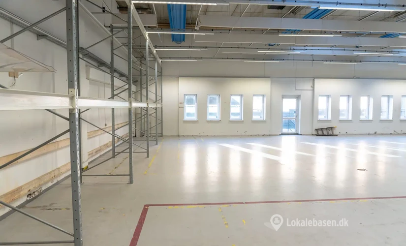Lager til leje på Lundtoftegårdsvej 95, 2800 Kongens Lyngby - 2386 m² | Foto 2 - Lokalebasen.dk