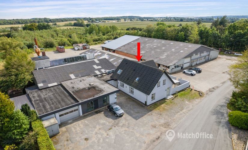 Lager / produktion Fovsletvej 3 6000 Kolding