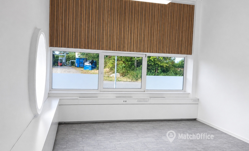 Office Fabriksvej 20 7441 Bording