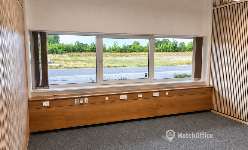 Office Fabriksvej 20 7441 Bording