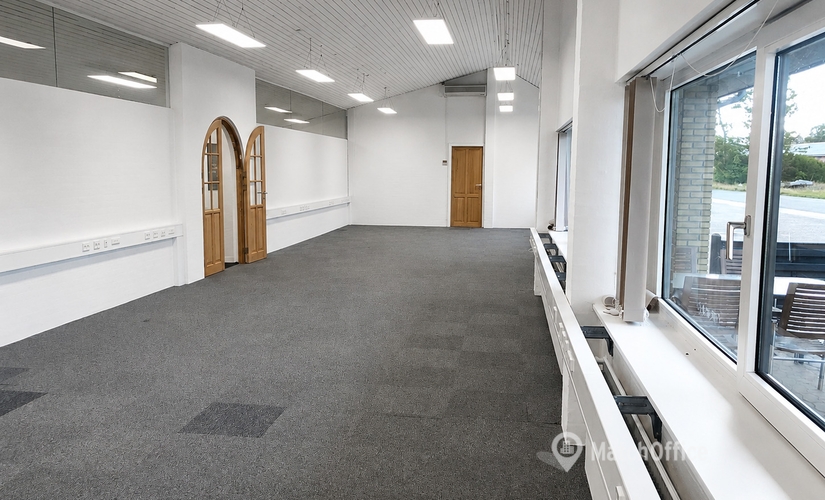 Office Fabriksvej 20 7441 Bording