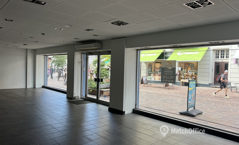 Shop Slotsgade 1A 3400 Hillerod