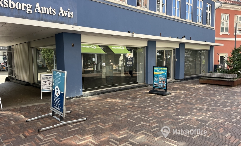 Shop Slotsgade 1A 3400 Hillerod