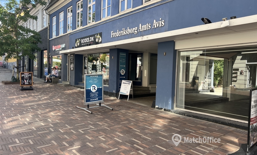 Office Slotsgade 1A 3400 Hillerod