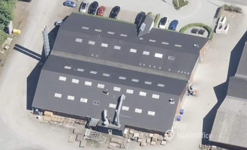 Lager / produktion Industrivej 12 5672 Broby