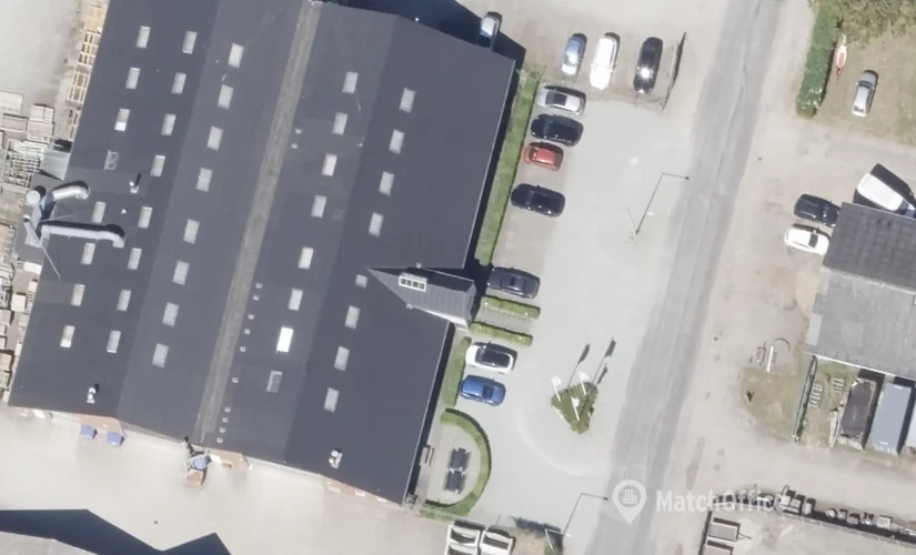 Lager / produktion Industrivej 12 5672 Broby