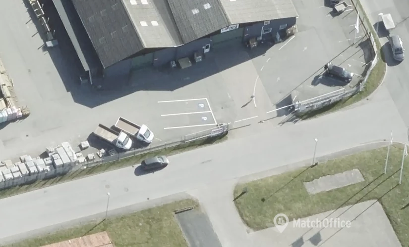 Lager / produktion Industribuen 2 4700 Næstved