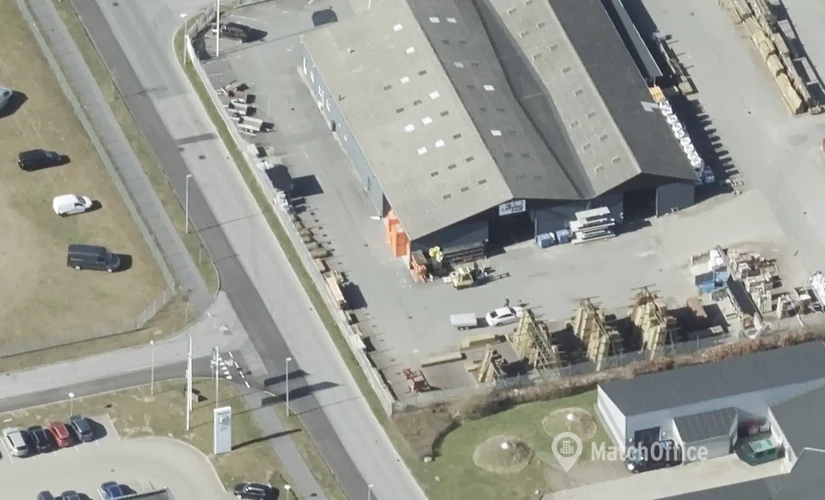 Lager / produktion Industribuen 2 4700 Næstved
