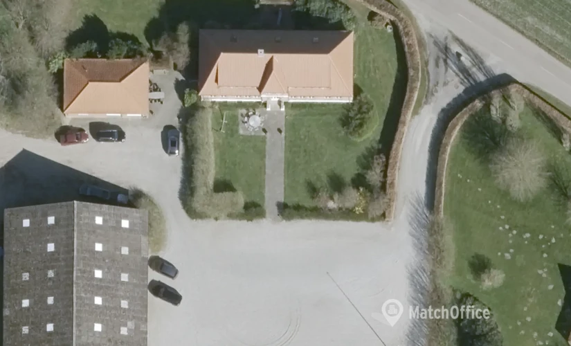 Grund Helstrupvej 52 7400 Herning