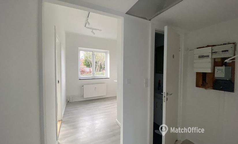 Office Frederikssundsvej 275 2700 Bronshoj