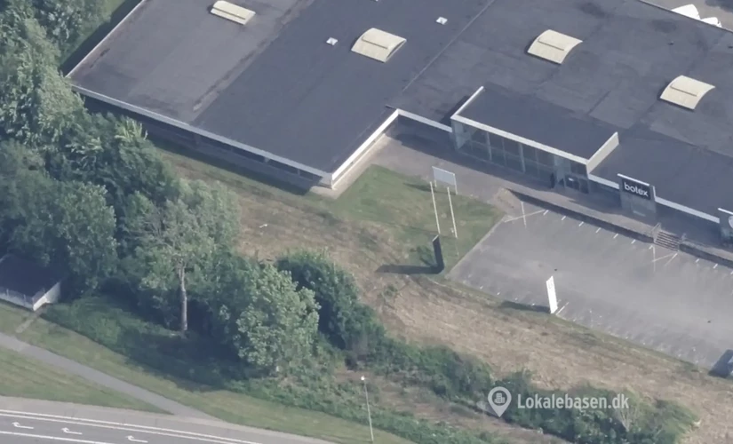 Butik til leje på Løgumklostervej 140, 6200 Aabenraa - 3154 m² | Foto 0 - Lokalebasen
