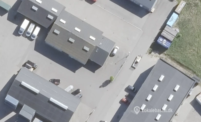 Lager til leje på Rørvangsvej 43A, 4300 Holbæk - 1054 m² | Foto 0 - Lokalebasen